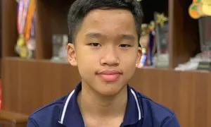 Nam sinh hai lần thi vượt cấp, là á khoa học sinh giỏi Tin học của Hà Nội Nam sinh hai lần thi vượt cấp, là á khoa học sinh giỏi Tin học của Hà Nội