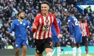 Chelsea thua sốc đội mới lên hạng