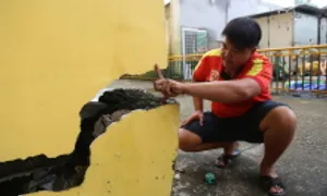 Nhà nghiêng, tường đứt gãy nơi sụt lún nhất TP HCM