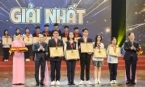 Nhóm học sinh Việt phát triển AI làm trợ lý học tập